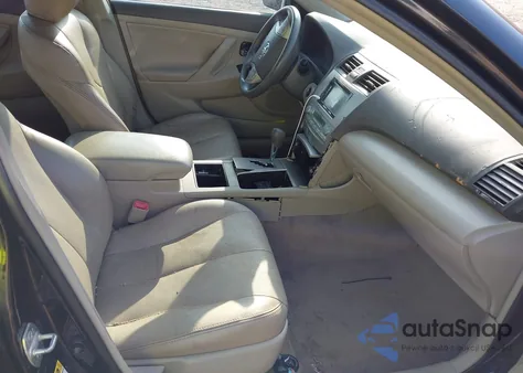 2008 Toyota Camry Hybrid z USA, uszkodzony, nr VIN 4T1BB46K78U062160